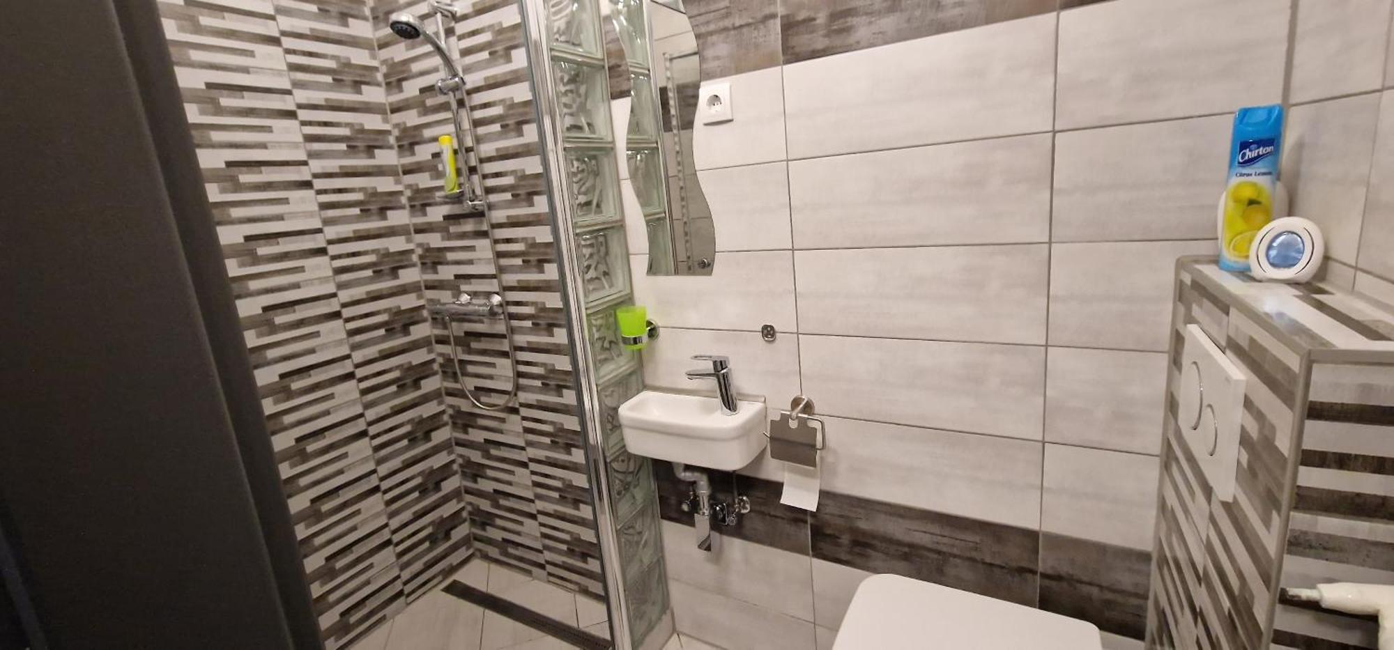 شقة Extra Sok Szobas Apartman Budapest Kozpontjaban المظهر الخارجي الصورة